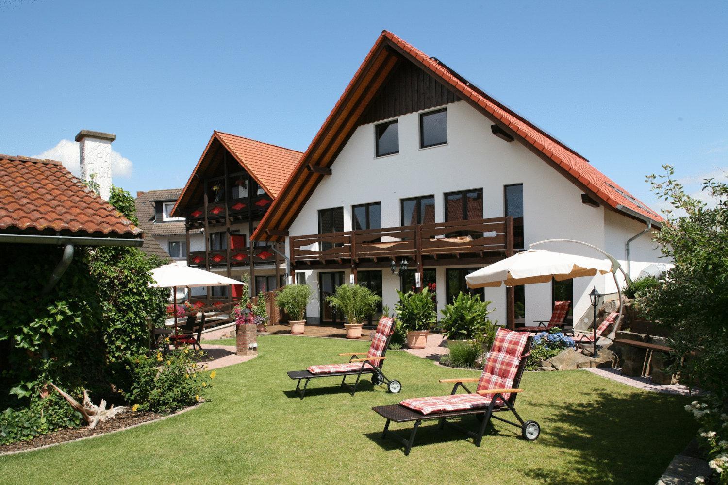 Landhotel Teuteberg Bad Arolsen Exterior photo