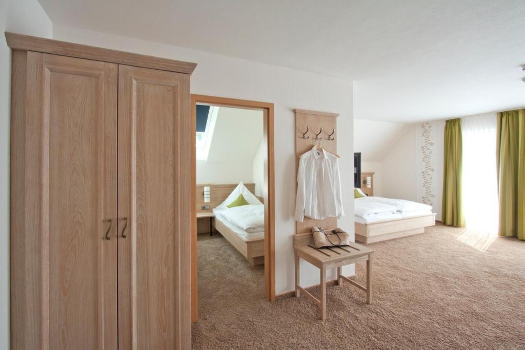 Landhotel Teuteberg Bad Arolsen Room photo