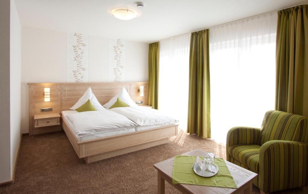 Landhotel Teuteberg Bad Arolsen Room photo